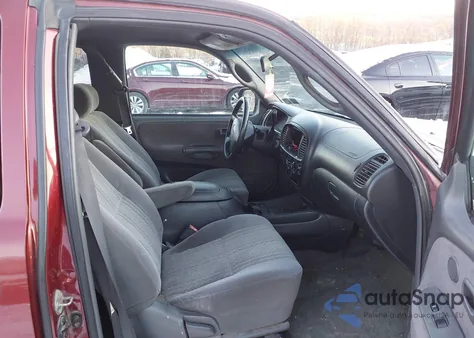 2004 Toyota Tundra Sr5 V8 z USA, uszkodzony, nr VIN 5TBBT441X4S448607